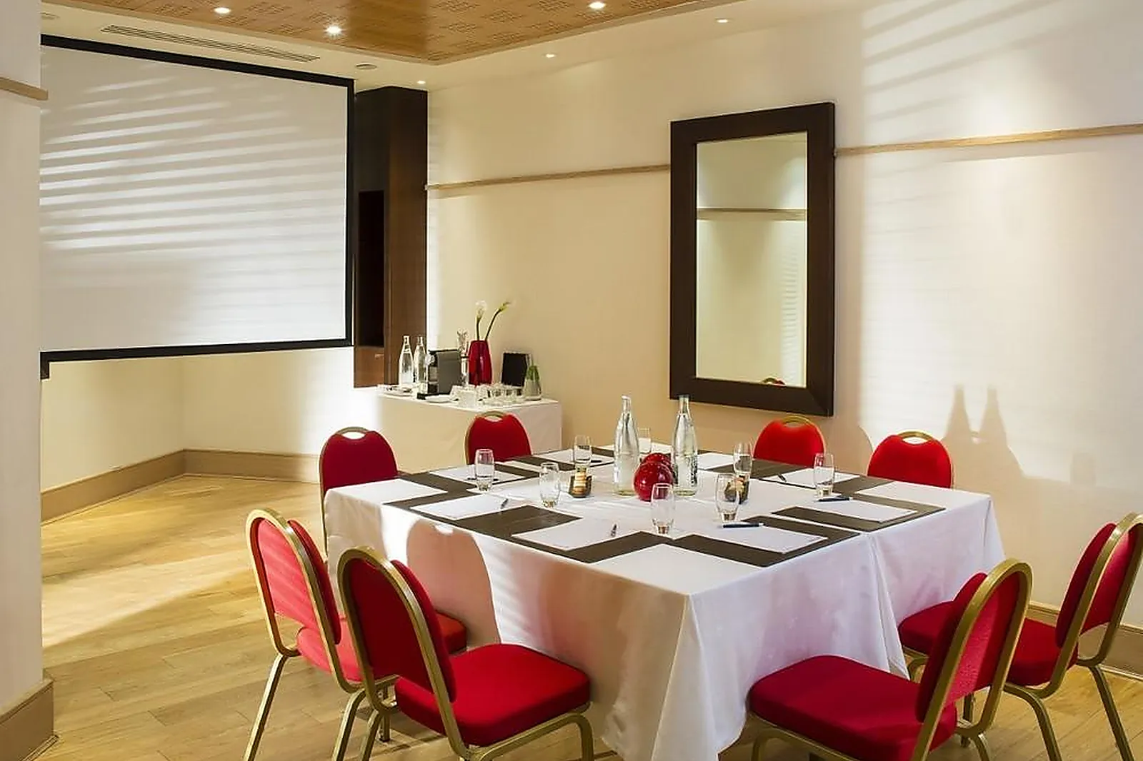 Lieux événementiels, RADISSON BLU HOTEL CHAMPS ELYSÉES