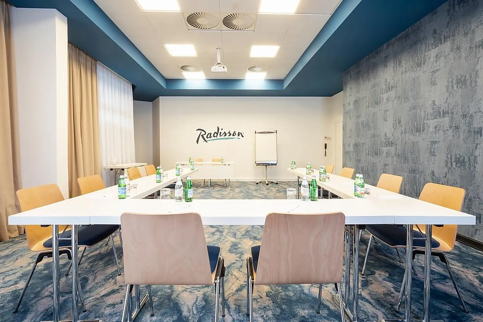 Lieux événementiels, RADISSON HOTEL NICE AIRPORT