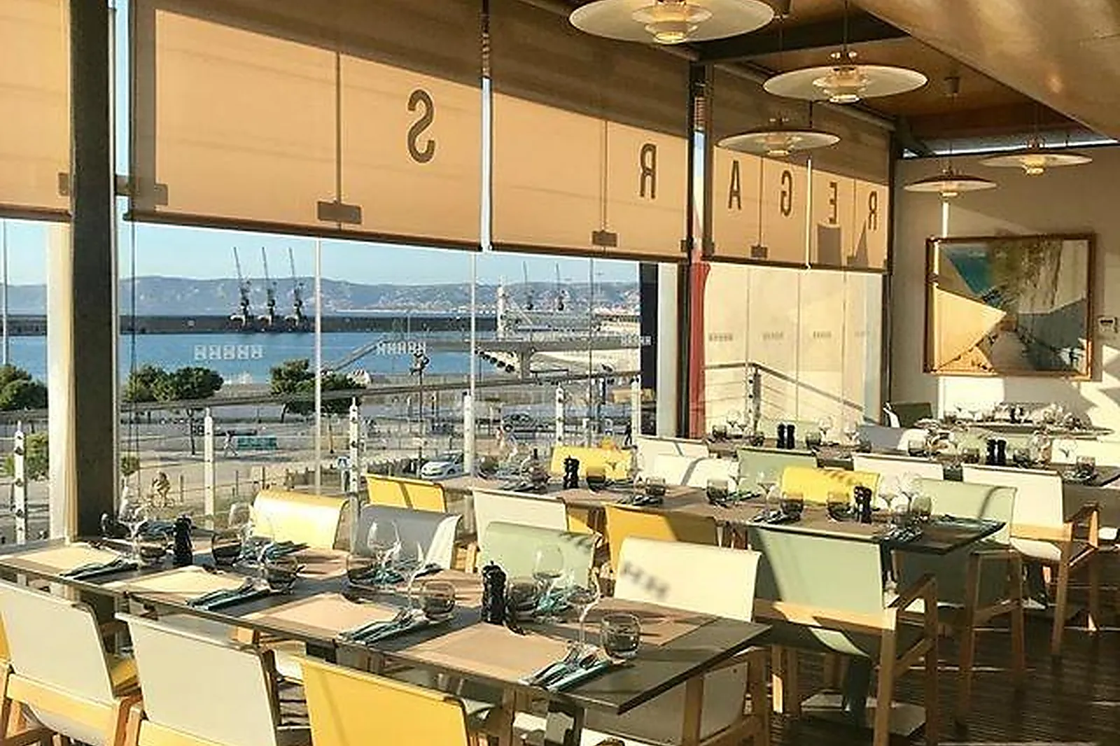 Lieux événementiels, REGARDS CAFÉ