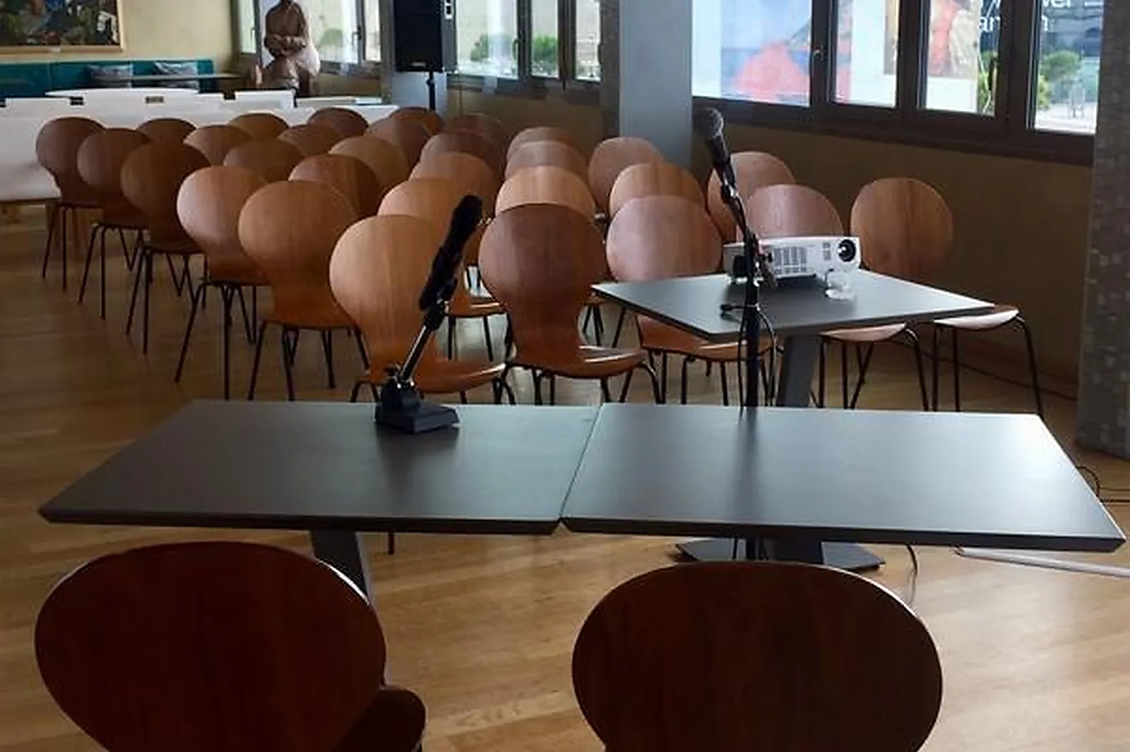 Lieux événementiels, REGARDS CAFÉ