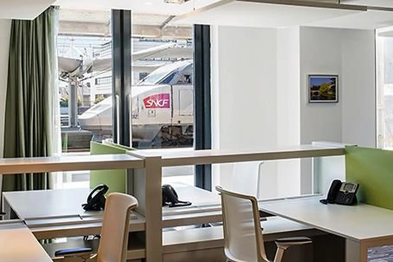 Lieux événementiels, REGUS EXPRESS LE MANS