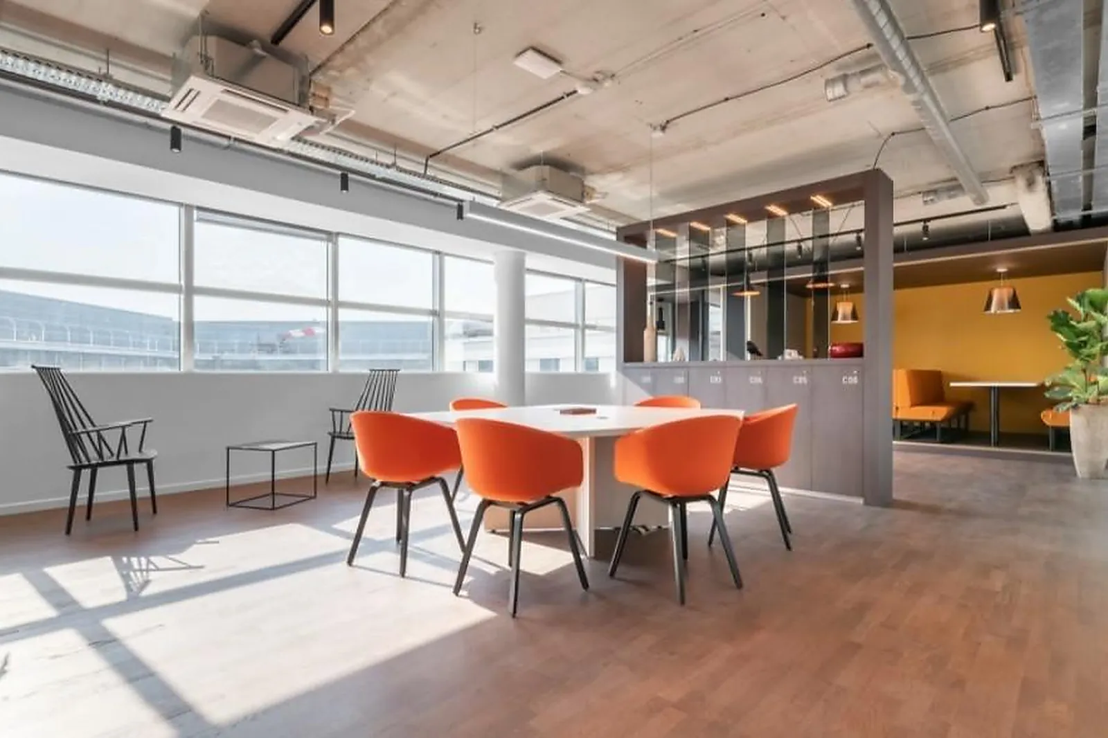 Lieux événementiels, REGUS ISSY-LES-MOULINEAUX CAMILLE DESMOULINS