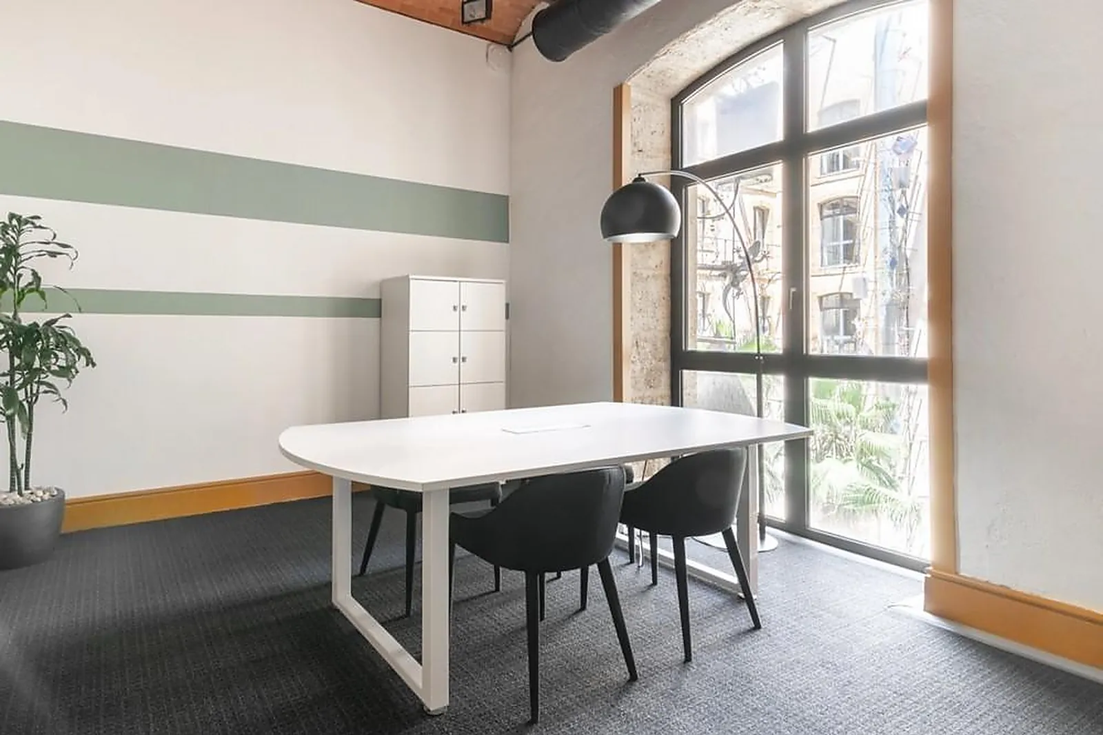 Lieux événementiels, REGUS MARSEILLE LES DOCKS