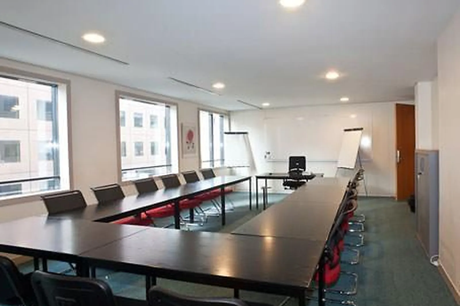 Lieux événementiels, REGUS PARIS LA DÉFENSE