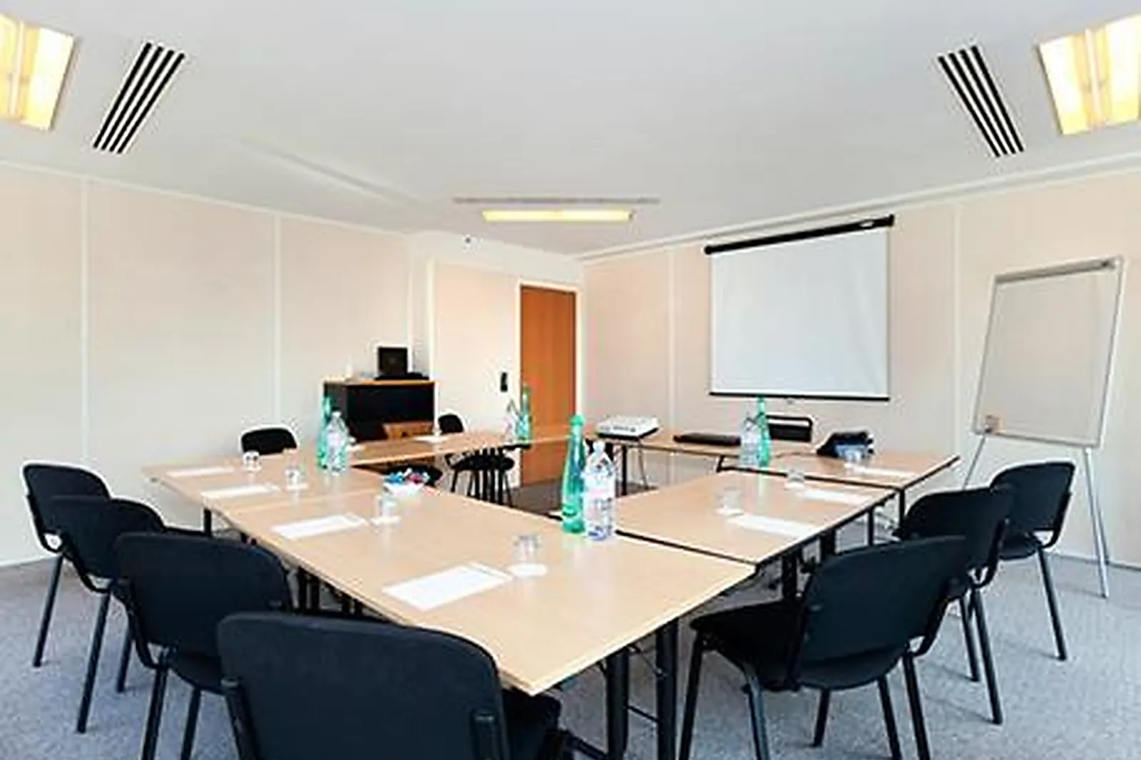 Lieux événementiels, REGUS PARIS LA DÉFENSE