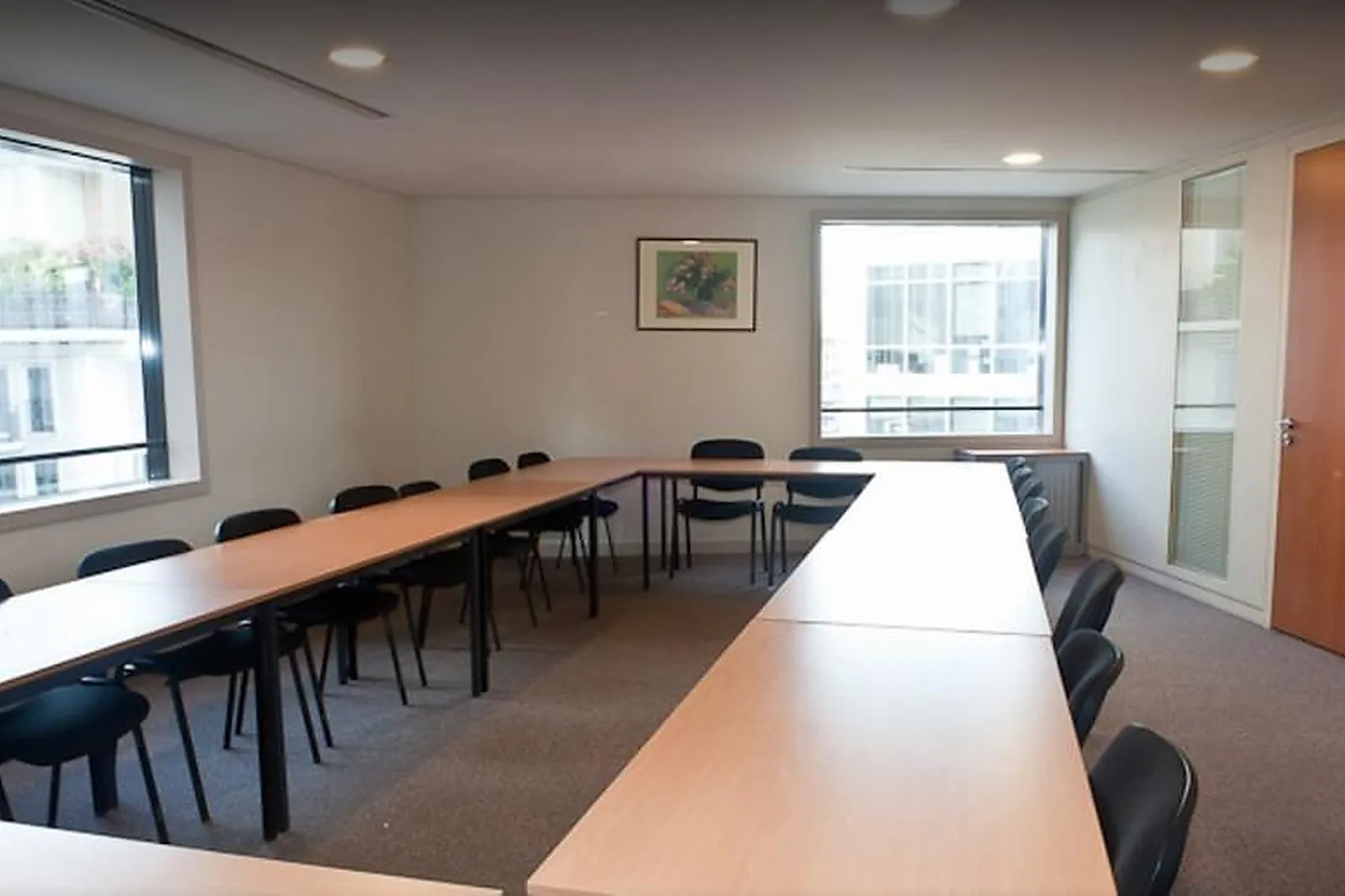 Lieux événementiels, REGUS PARIS LA DÉFENSE TOUR CB21