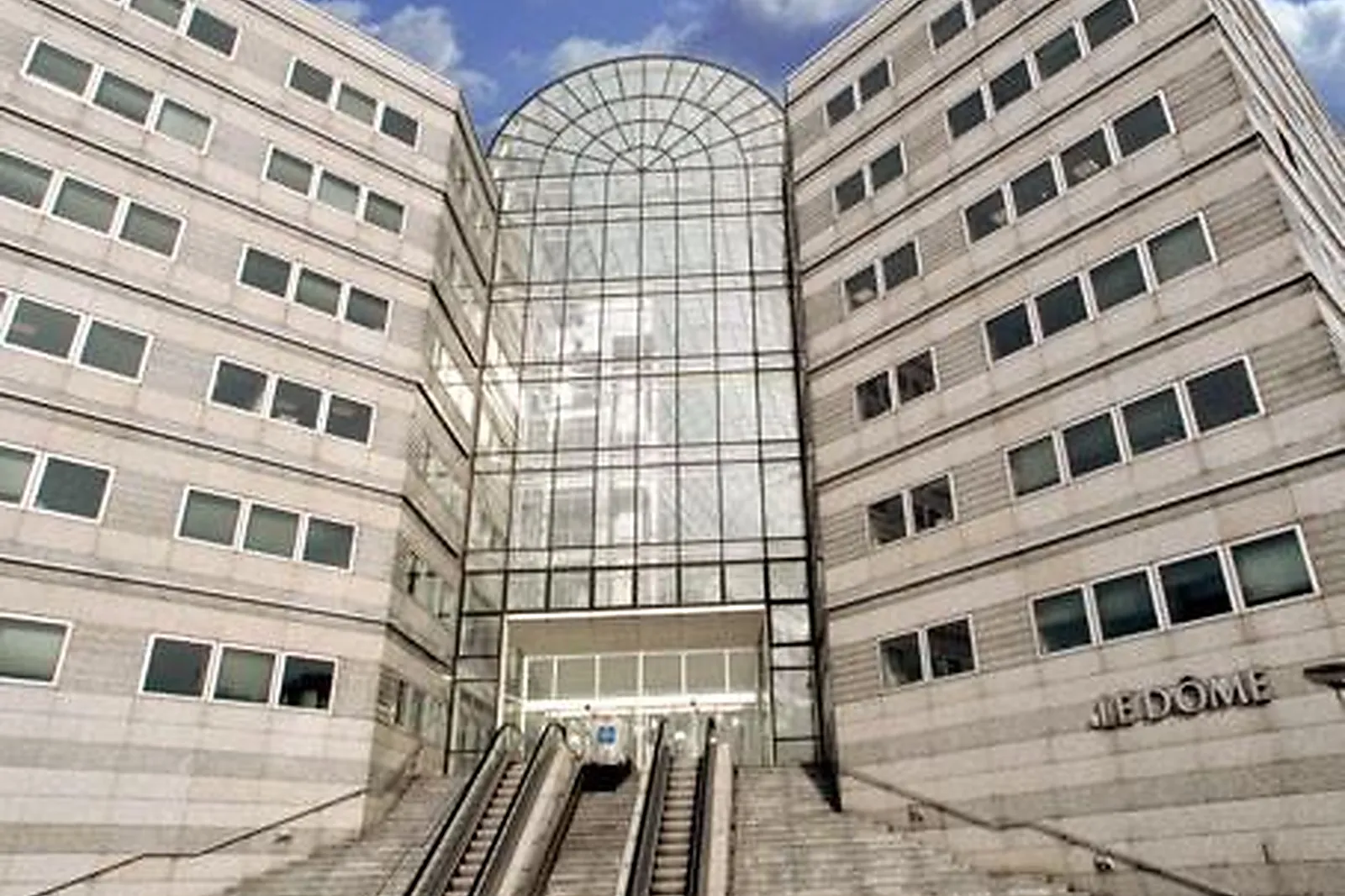 Lieux événementiels, REGUS ROISSY CHARLES DE GAULLE AÉROPORT