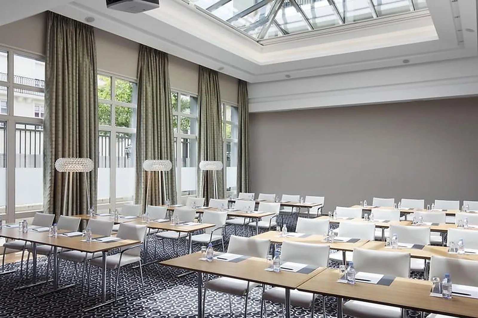 Lieux événementiels, RELAIS SPA VAL D'EUROPE