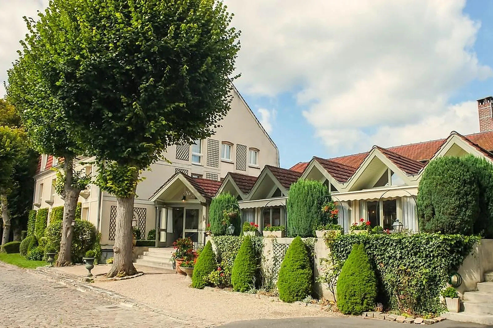 Lieux événementiels, RELAIS D'AUMALE