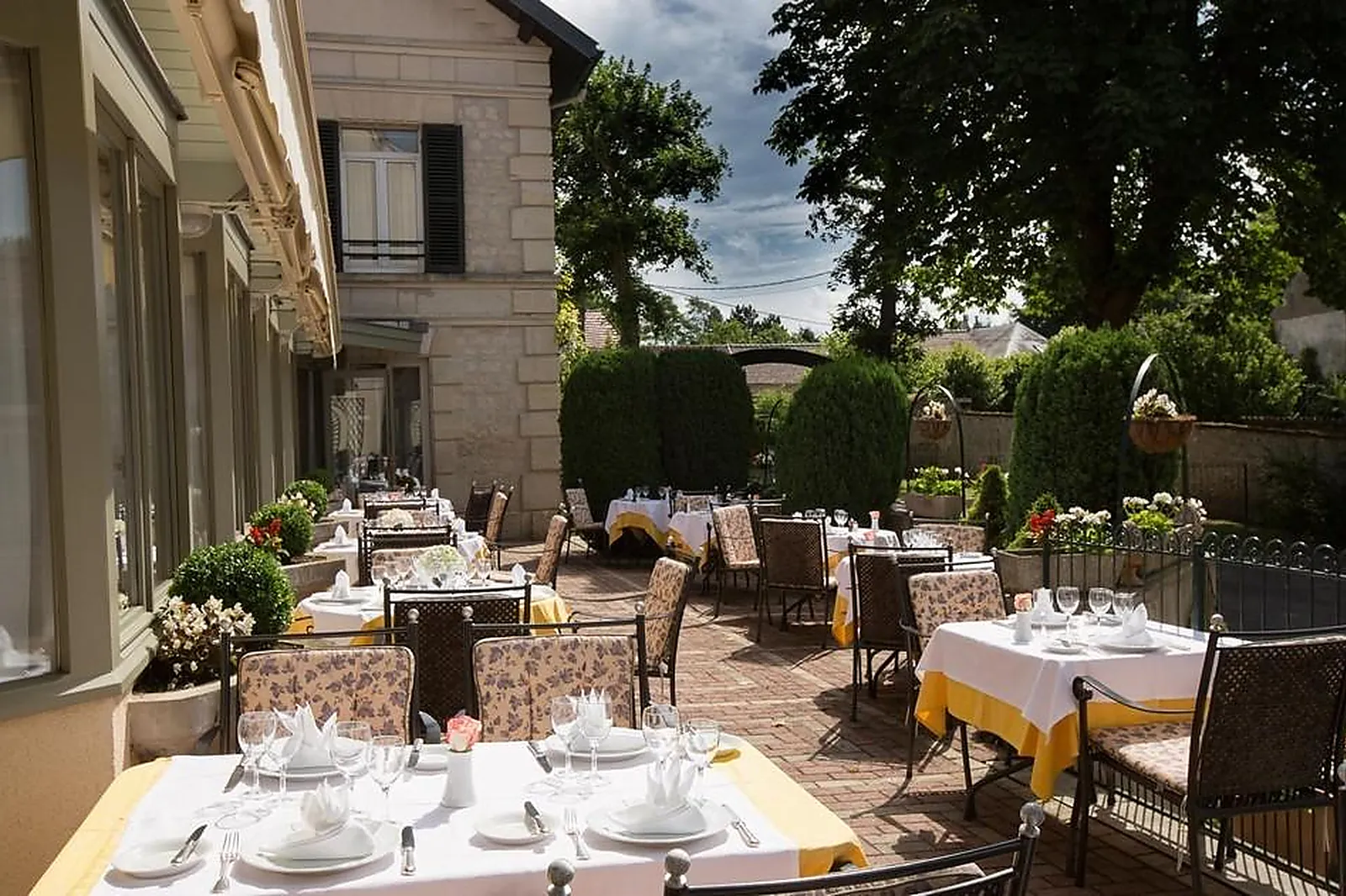 Lieux événementiels, RELAIS D'AUMALE