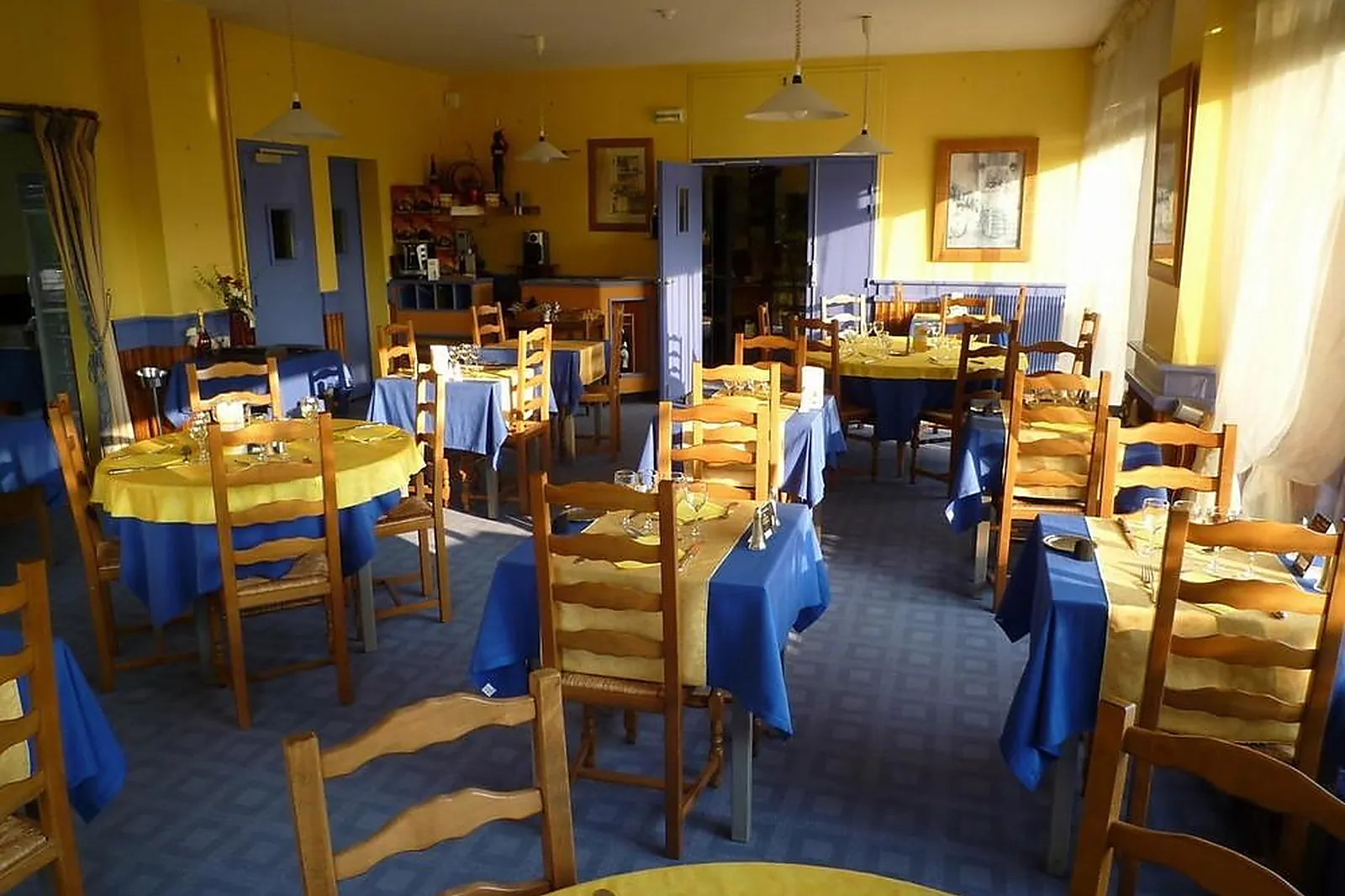 Lieux événementiels, RELAIS DE LA ROUTE BLEUE