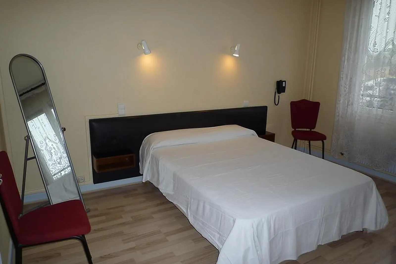 Lieux événementiels, RELAIS DE LA ROUTE BLEUE