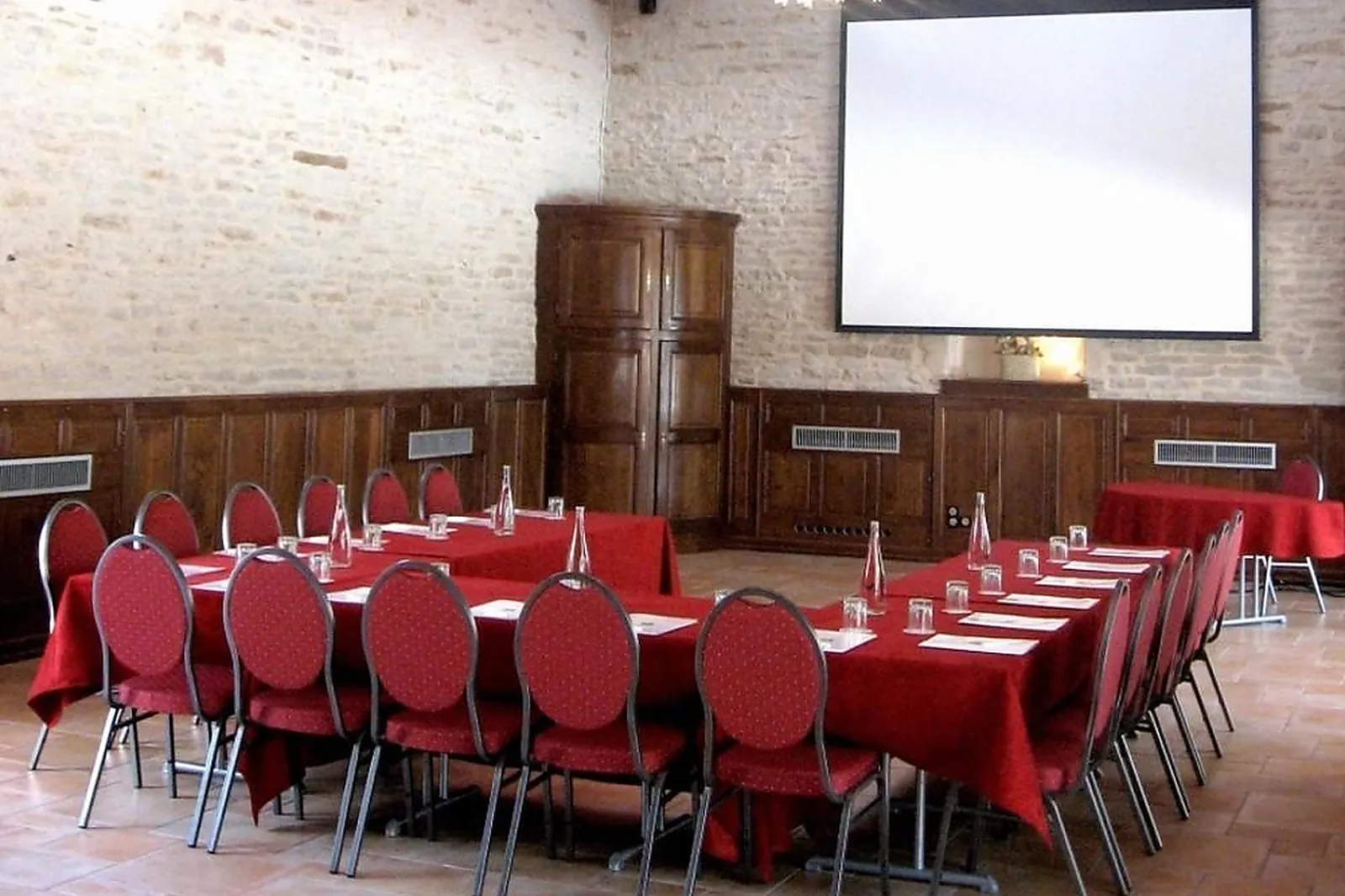 Lieux événementiels, RELAIS DE LA SOURCE