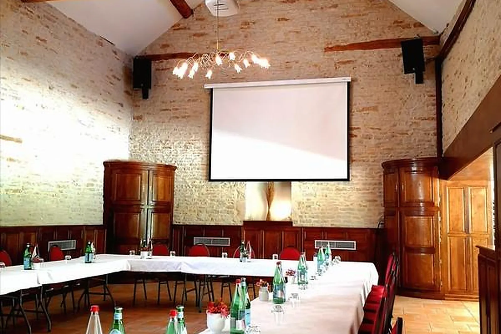 Lieux événementiels, RELAIS DE LA SOURCE