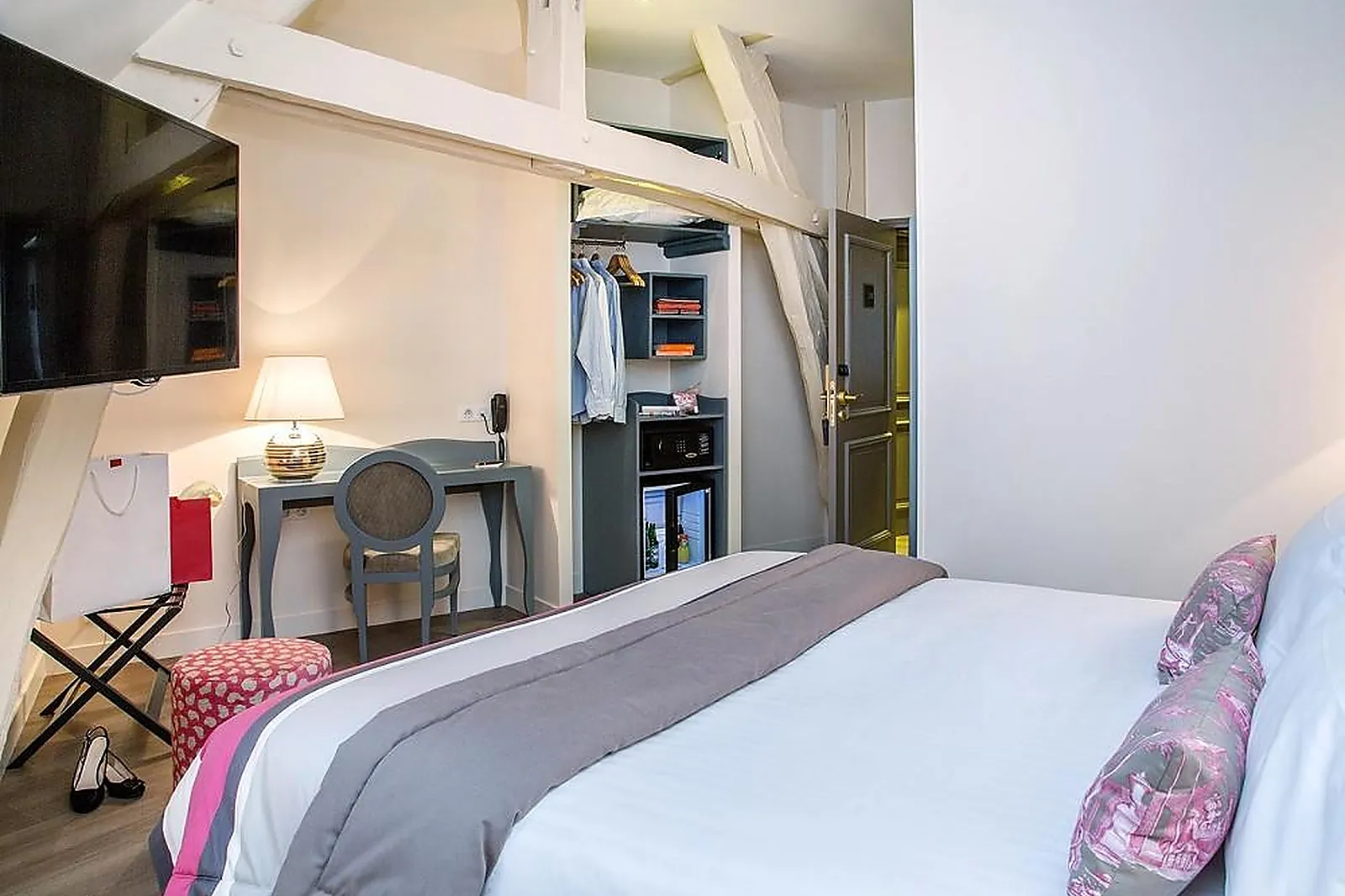 Lieux événementiels, RELAIS DES TROIS CHÂTEAUX