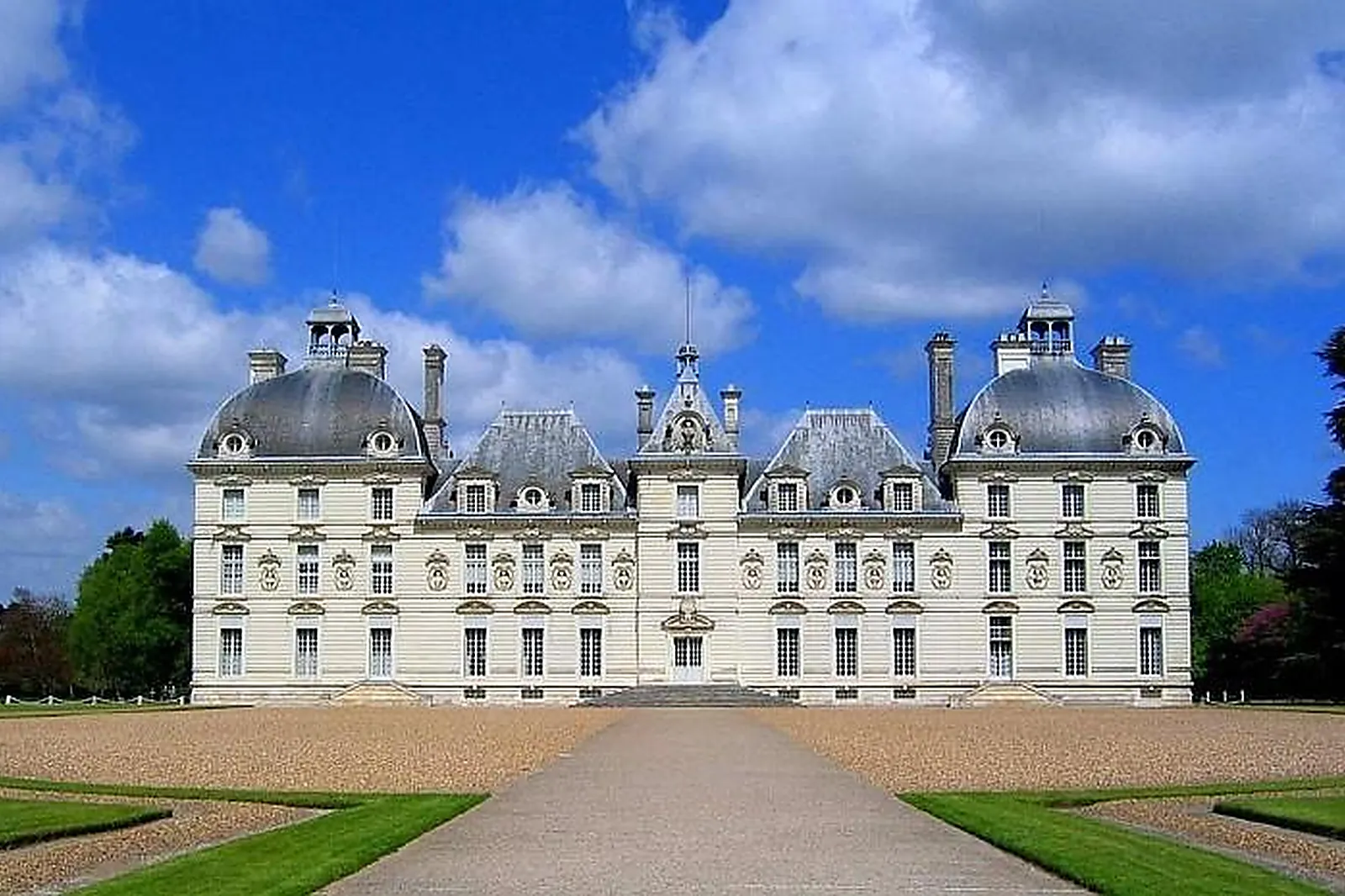 Lieux événementiels, RELAIS DES TROIS CHÂTEAUX