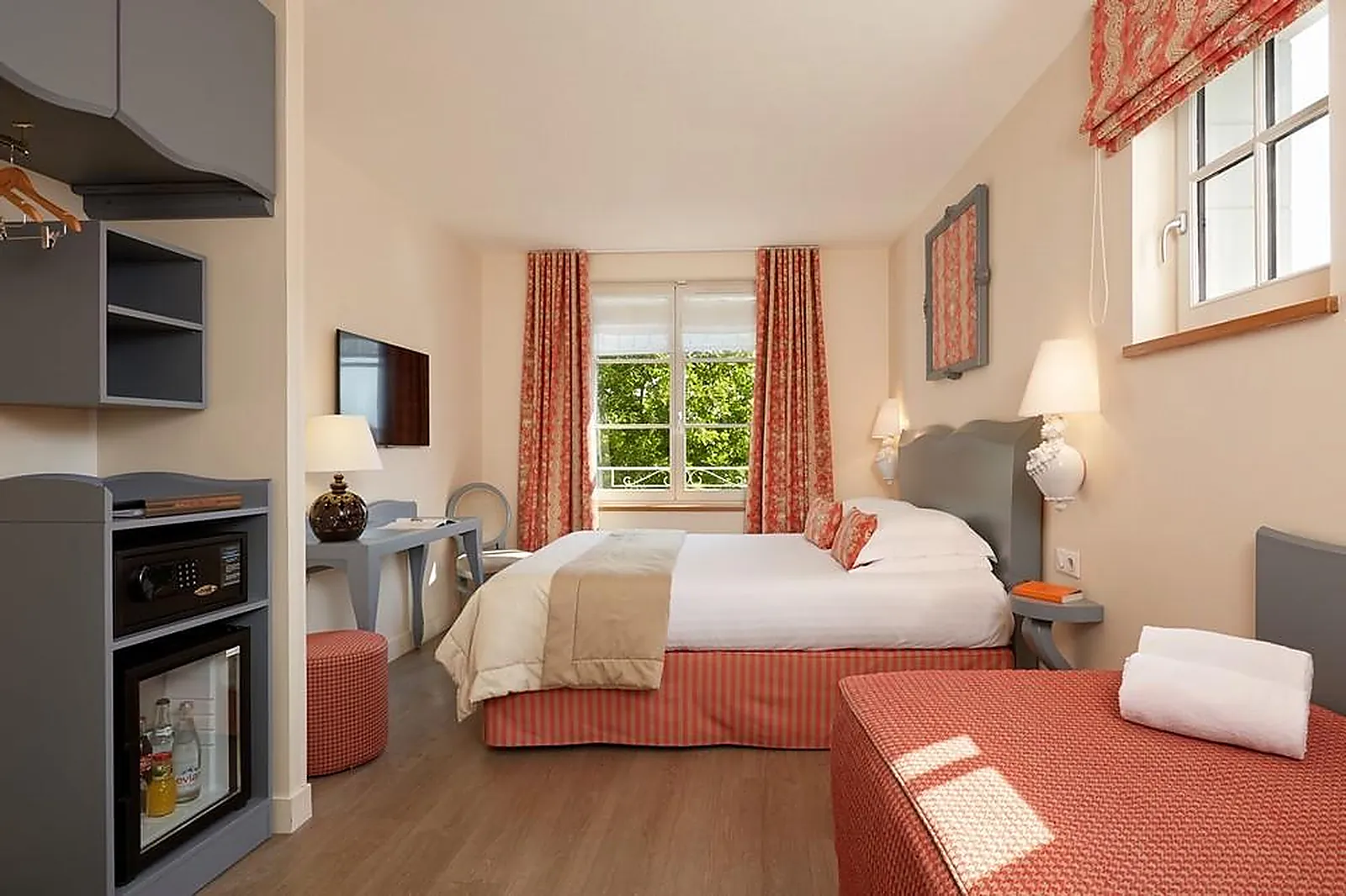 Lieux événementiels, RELAIS DES TROIS CHÂTEAUX