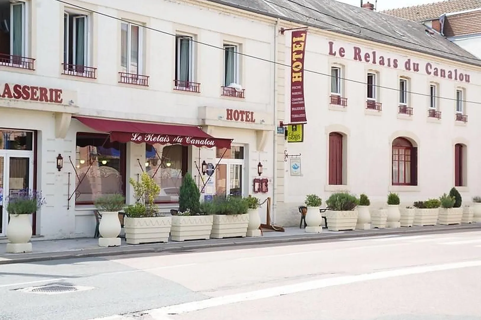 Lieux événementiels, RELAIS DU CANALOU