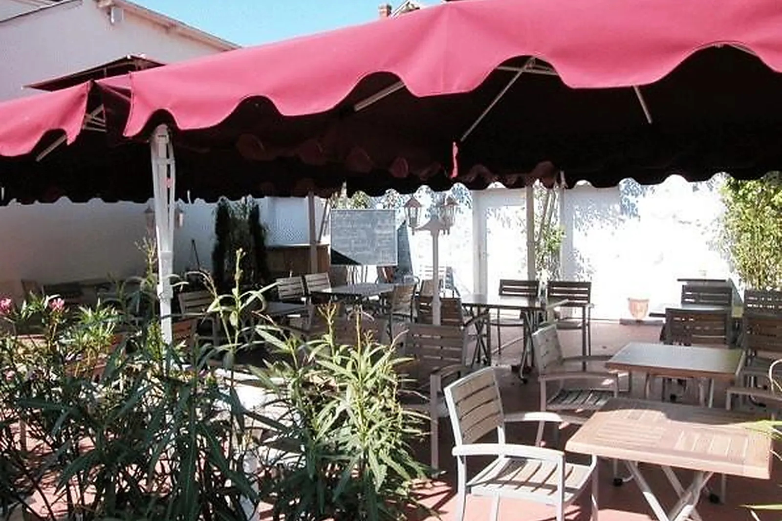 Lieux événementiels, RELAIS DU CANALOU