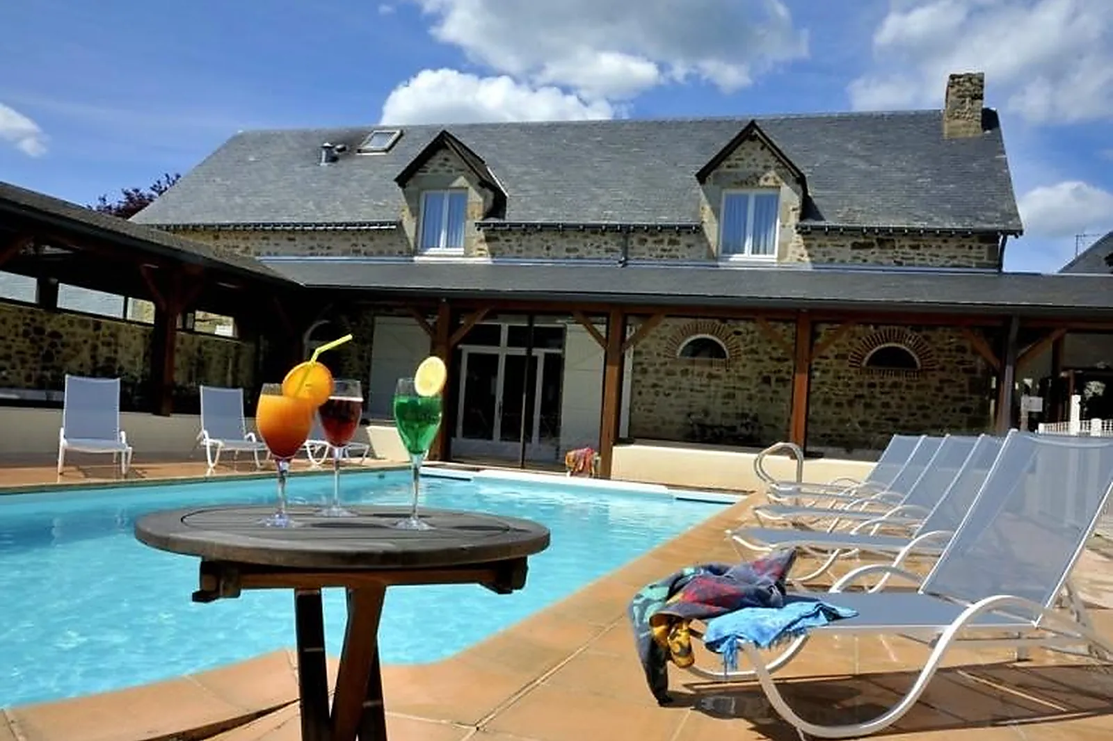 Lieux événementiels, RELAIS DU GUE DE SELLE