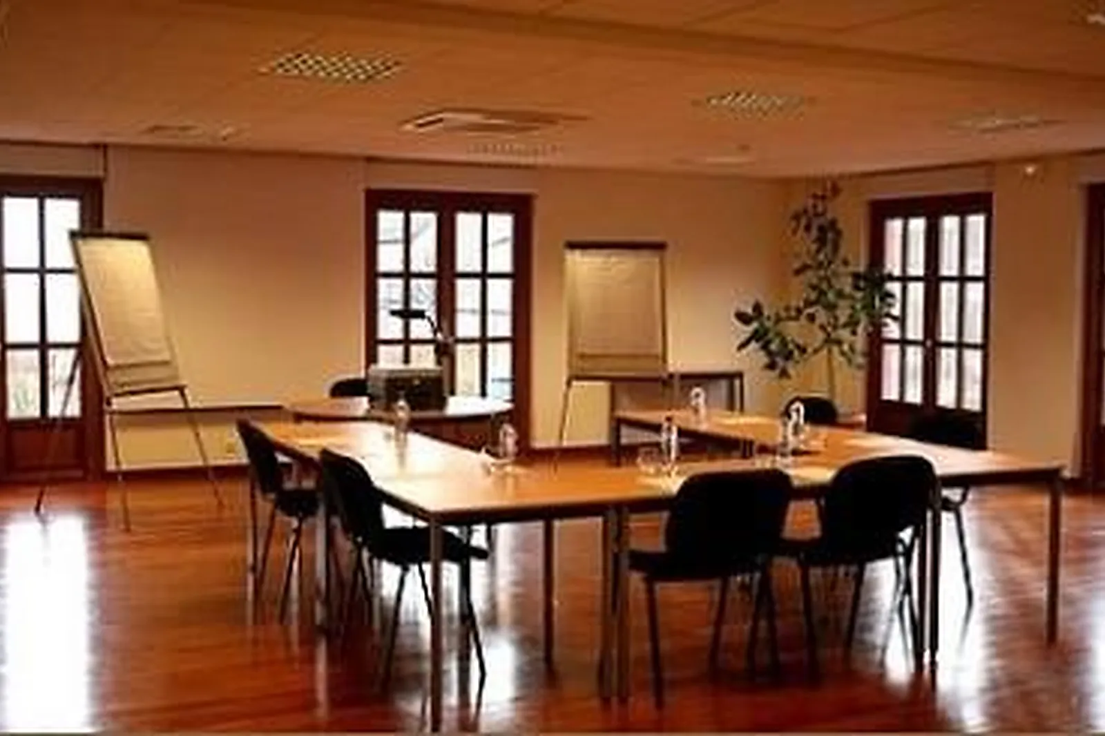 Lieux événementiels, RELAIS DU VIGNOBLE