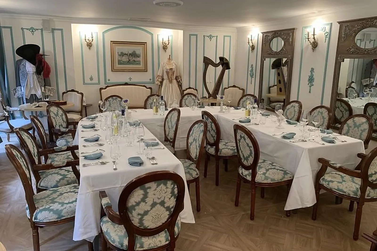 Lieux événementiels, RÉMINISENS