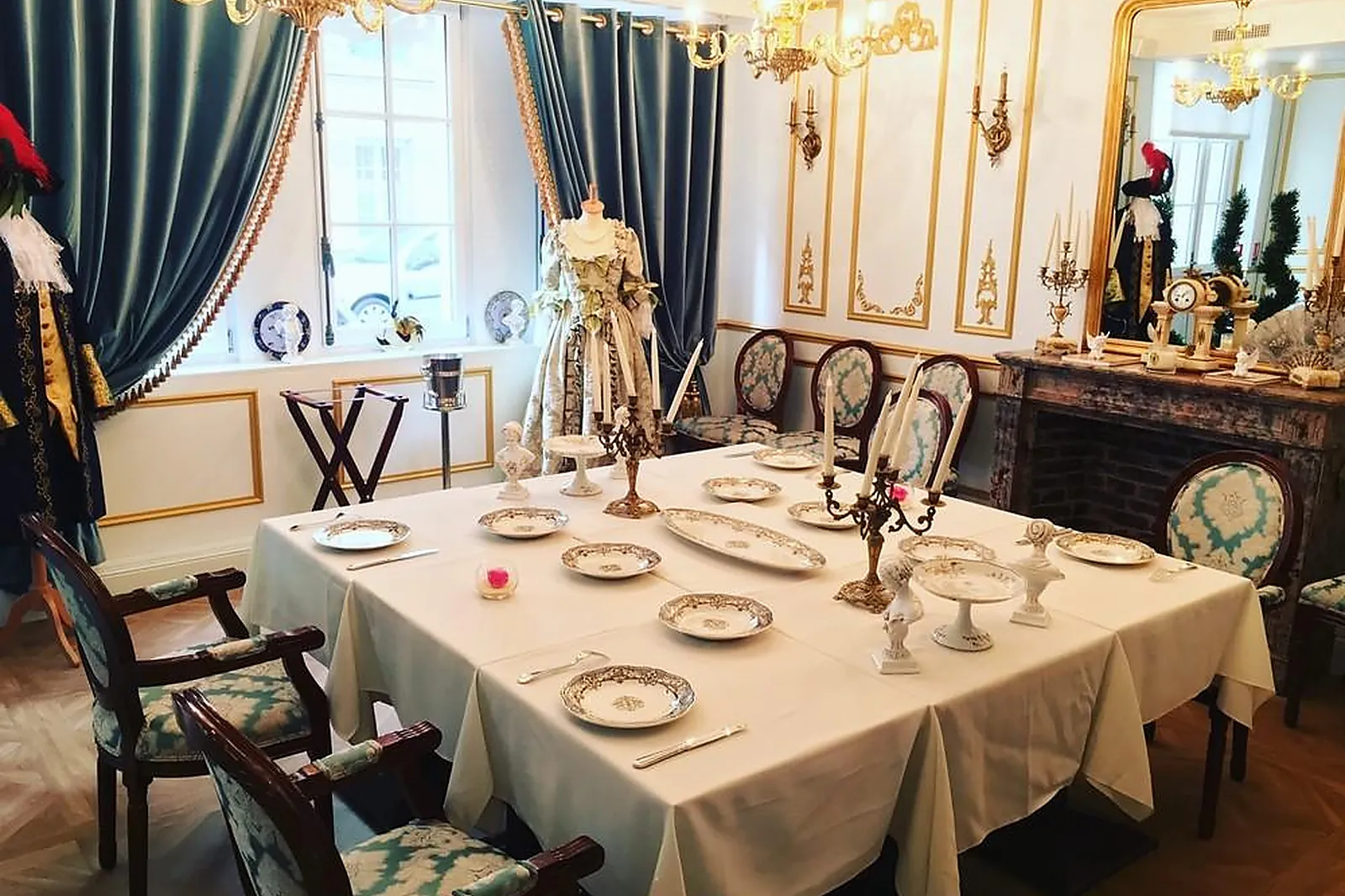 Lieux événementiels, RÉMINISENS