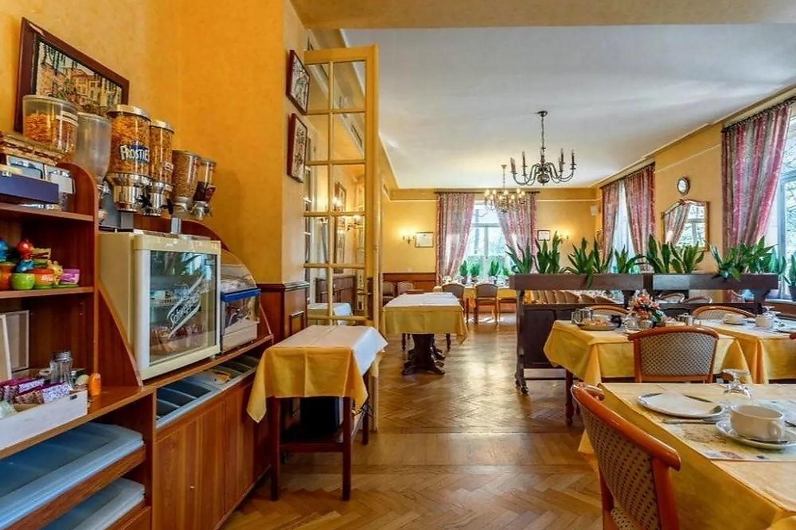 Lieux événementiels, REMOTEL