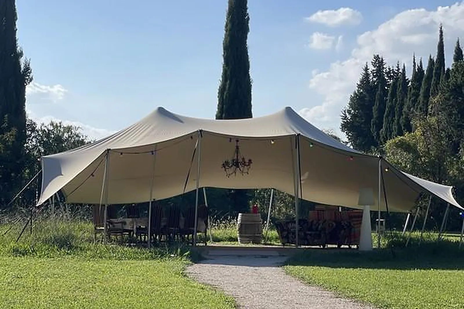 Lieux événementiels, RÉMY À DIT !