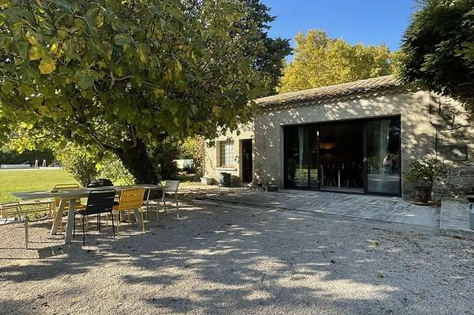 Lieux événementiels, RÉMY À DIT !