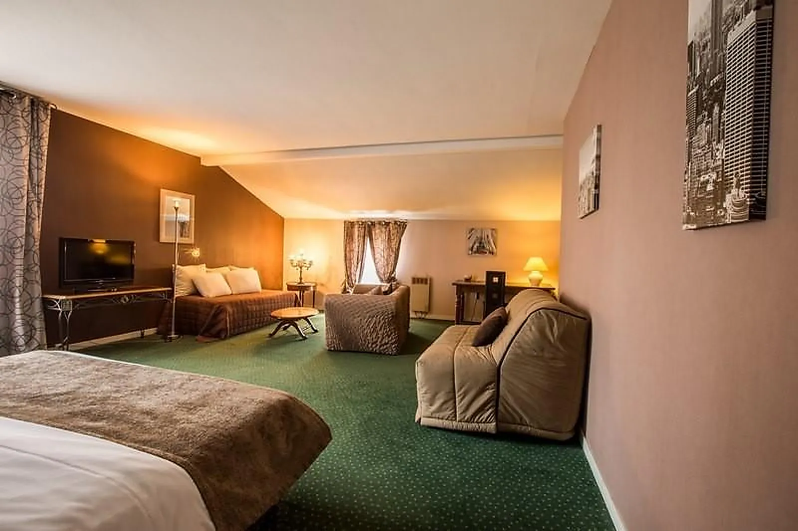 Lieux événementiels, RENAISSANCE MONT DE MARSAN