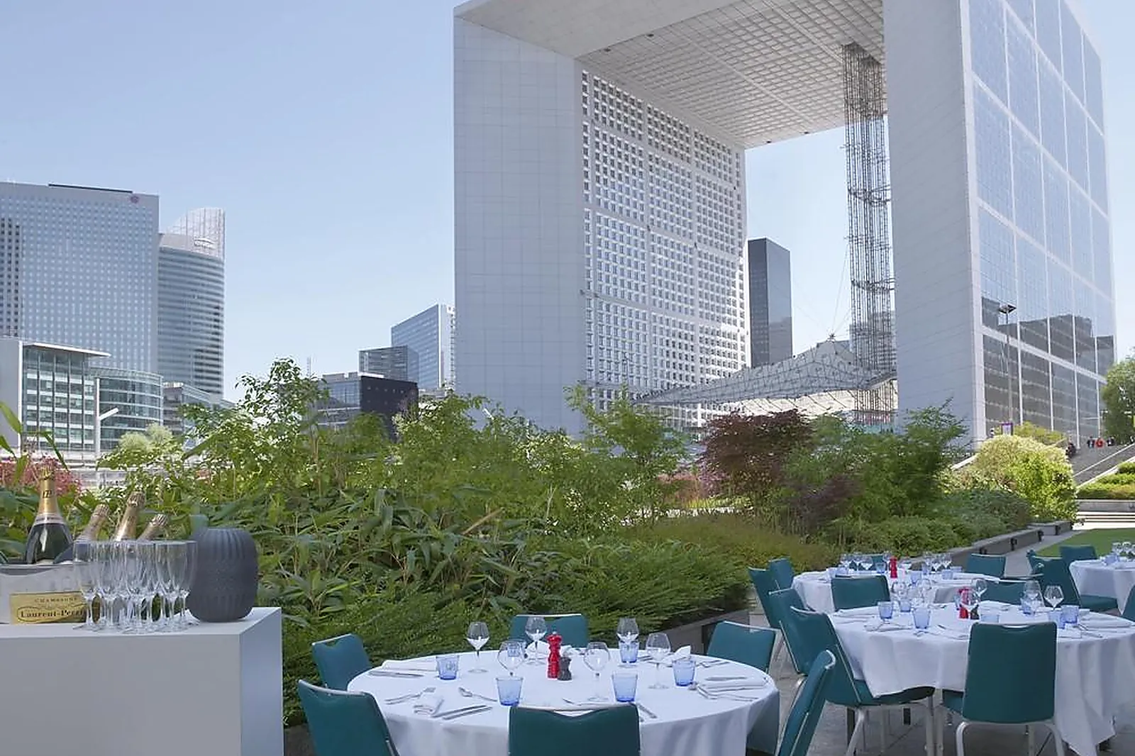 Lieux événementiels, RENAISSANCE PARIS LA DEFENSE HOTEL
