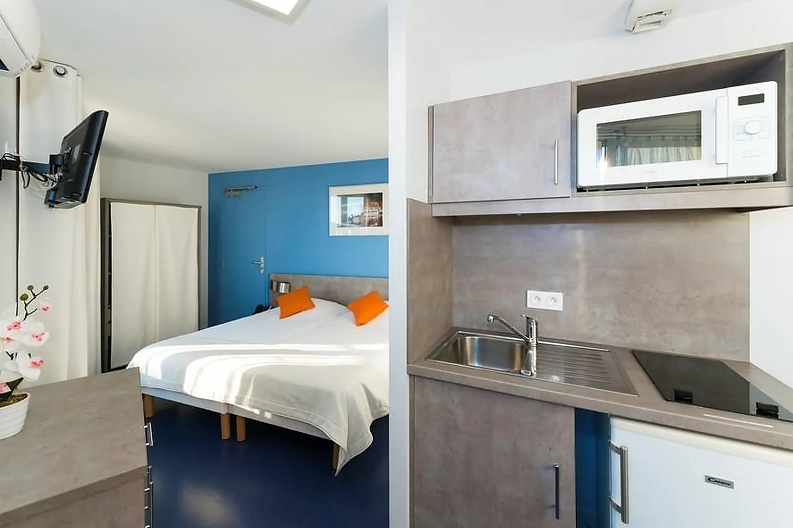 Lieux événementiels, RÉSIDENCE LA CANEBIÈRE