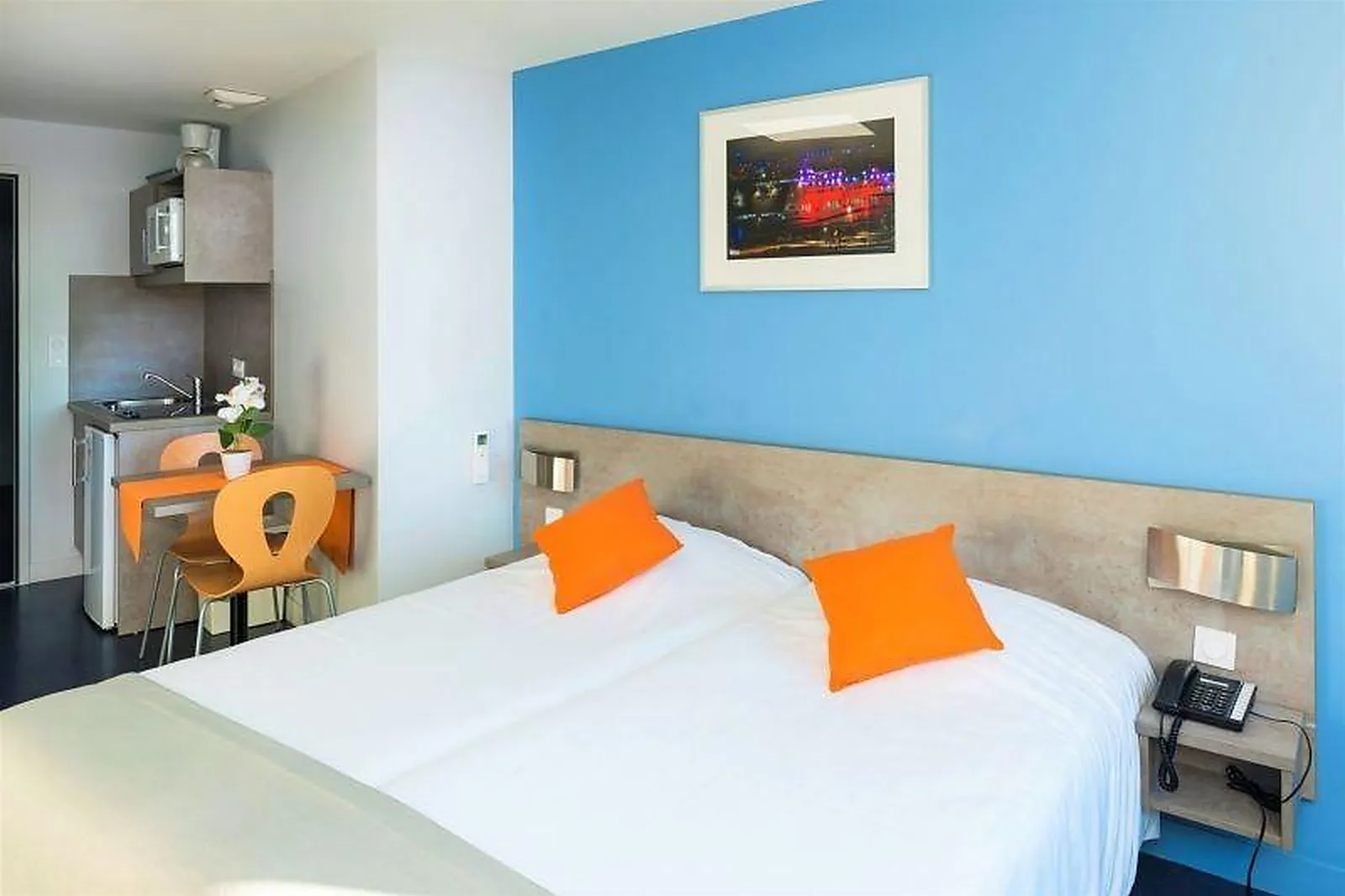 Lieux événementiels, RÉSIDENCE LA CANEBIÈRE