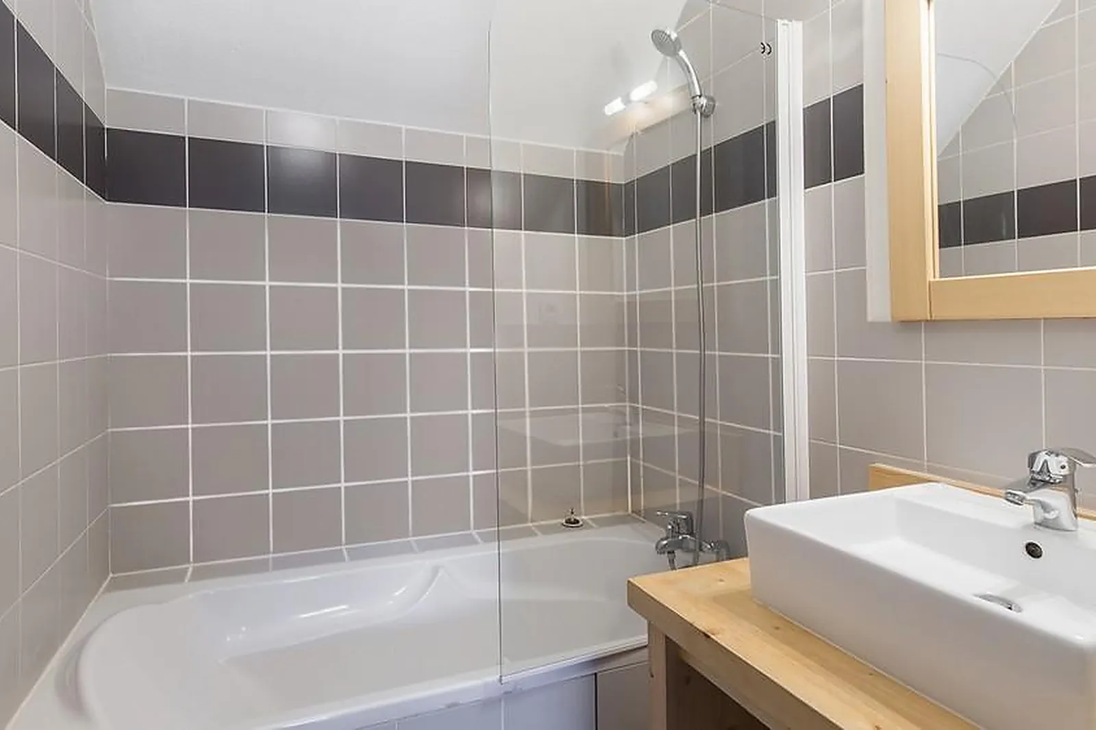 Lieux événementiels, RÉSIDENCE LES JARDINS DE BALNÉA