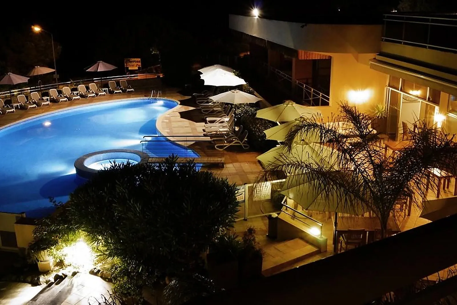 Lieux événementiels, RESIDENCE LES SANGUINAIRES