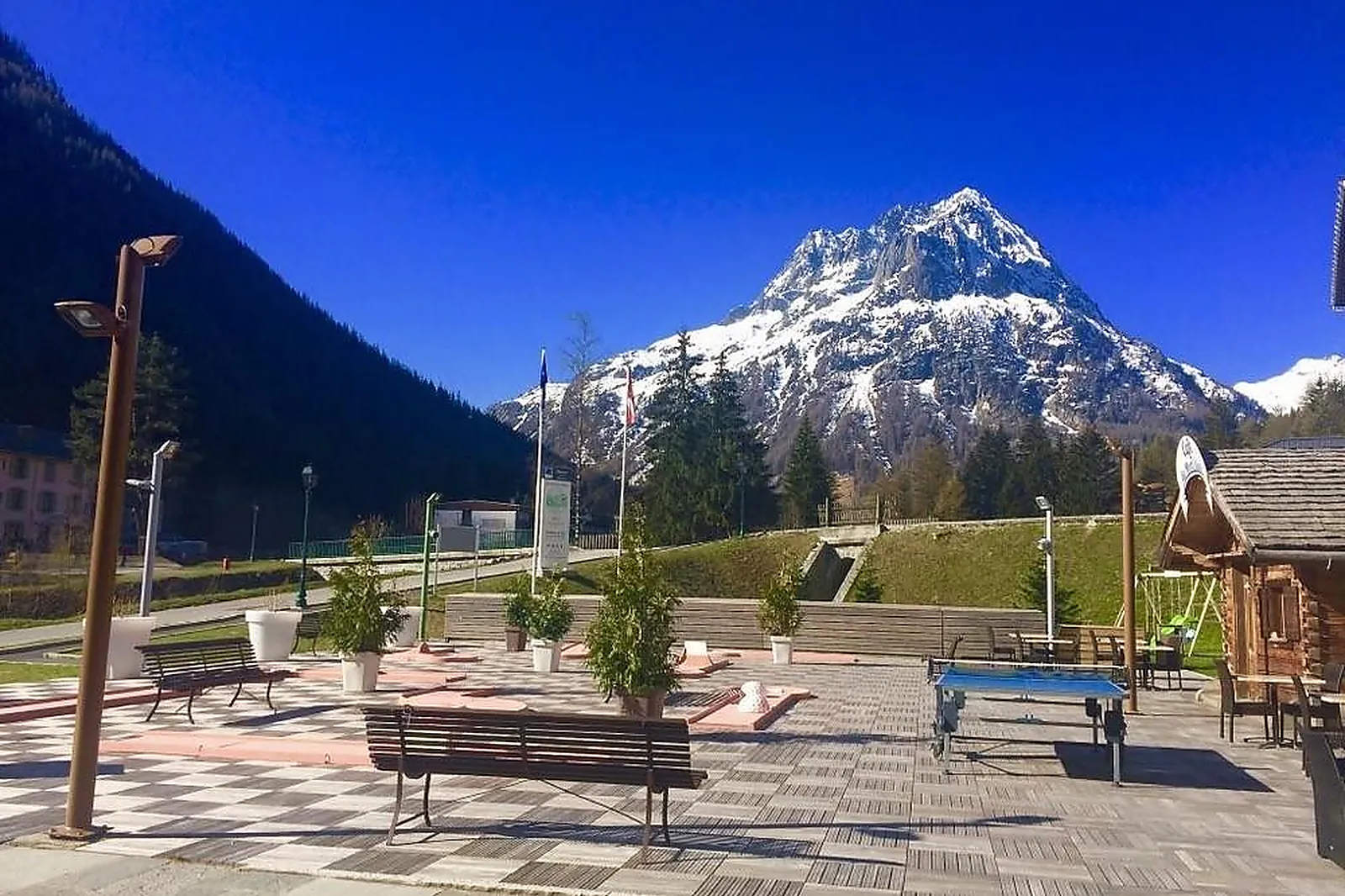 Lieux événementiels, RÉSIDENCE  SPA VALLORCINE