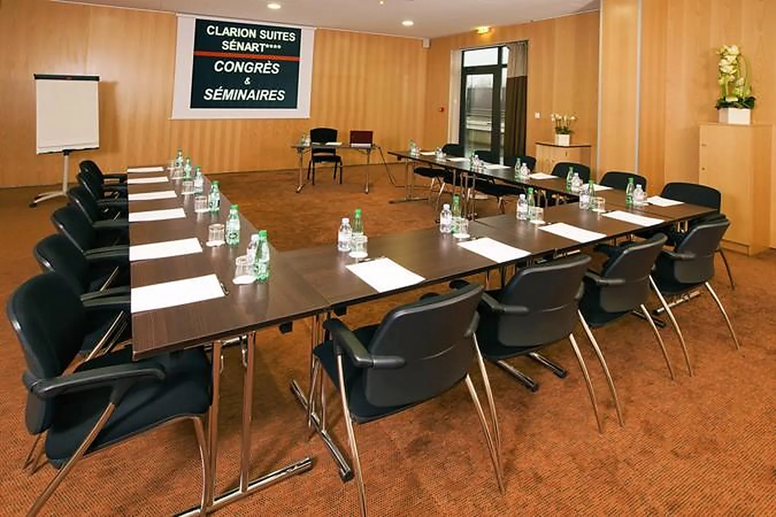 Lieux événementiels, RESIDHOME APPART HOTEL SUITES PARIS SÉNART