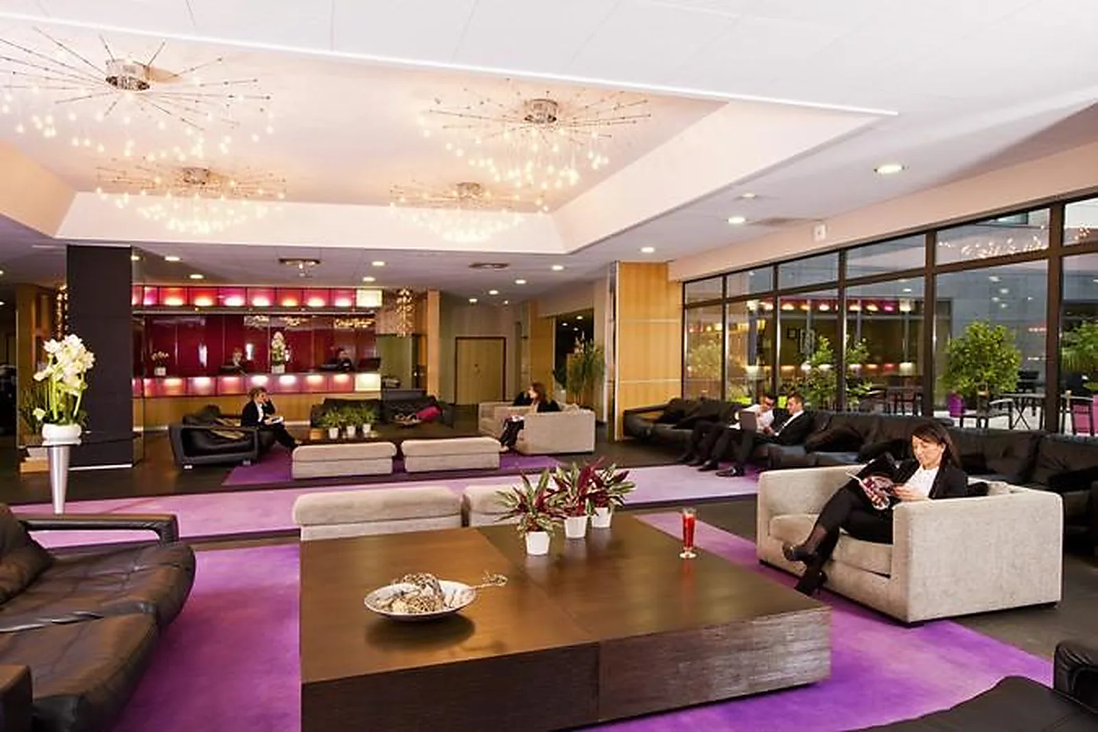 Lieux événementiels, RESIDHOME APPART HOTEL SUITES PARIS SÉNART