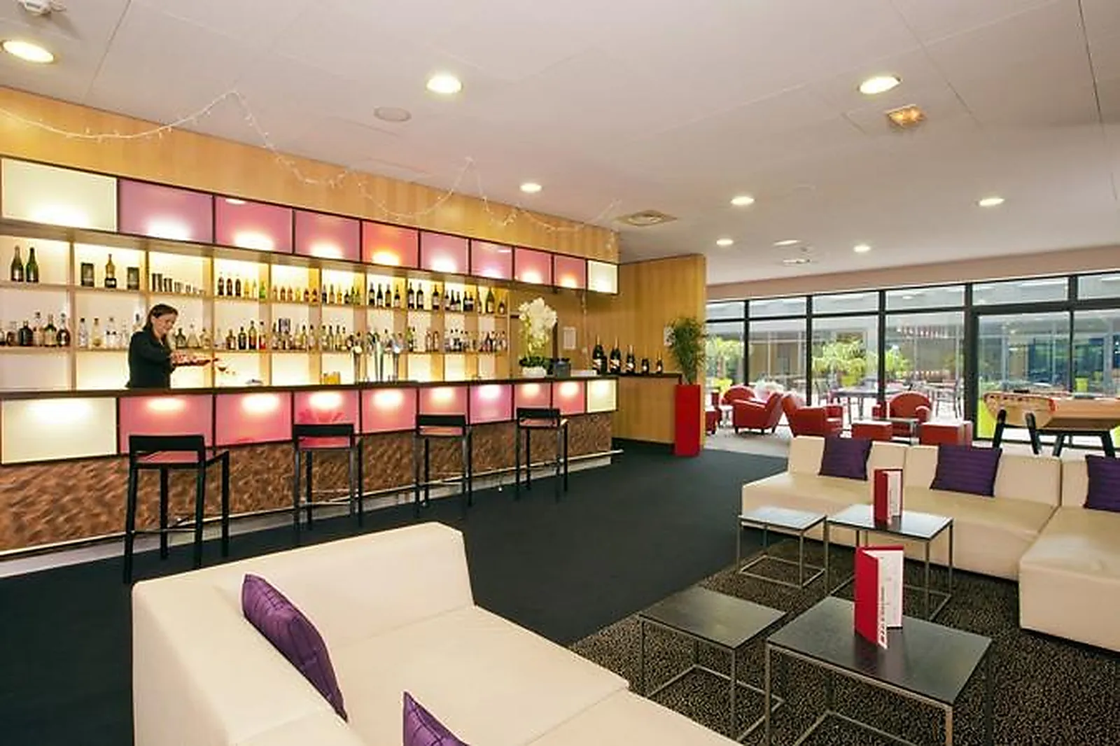 Lieux événementiels, RESIDHOME APPART HOTEL SUITES PARIS SÉNART