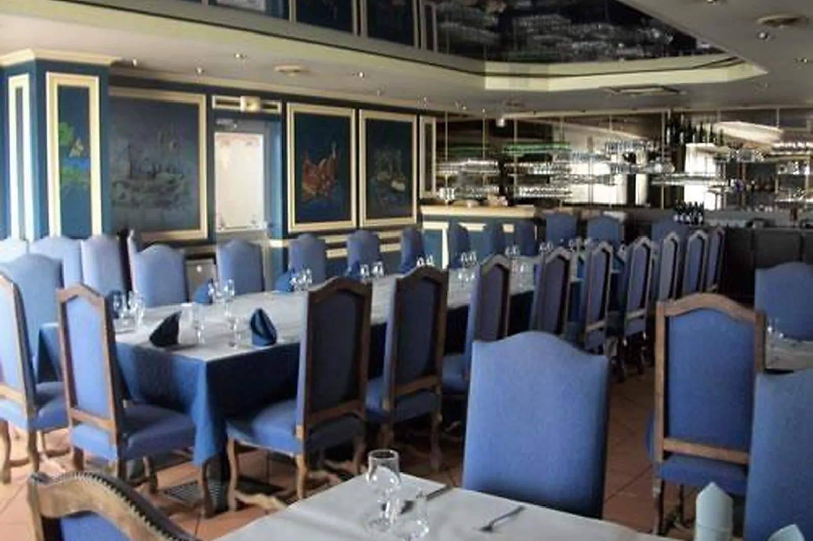 Lieux événementiels, RESTAURANT AU COUP D'OEIL