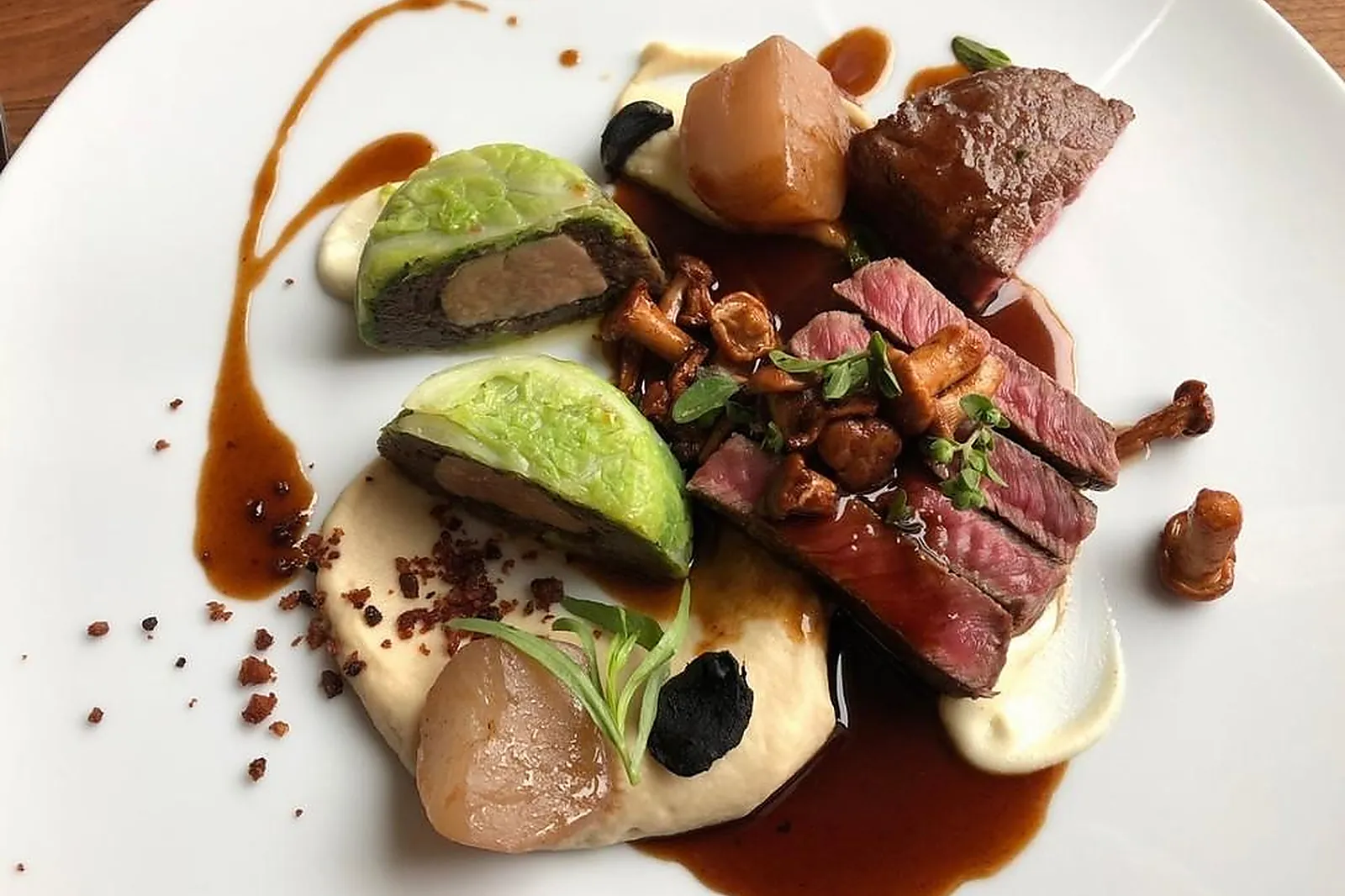 Lieux événementiels, RESTAURANT DELAUZUN