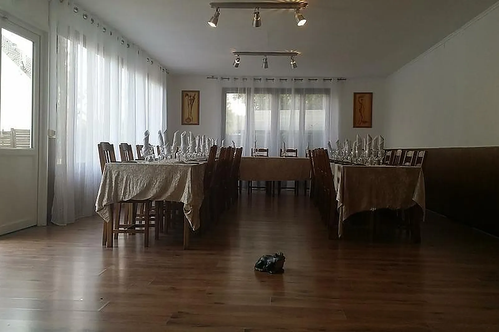 Lieux événementiels, RESTAURANT LA GRENOUILLE