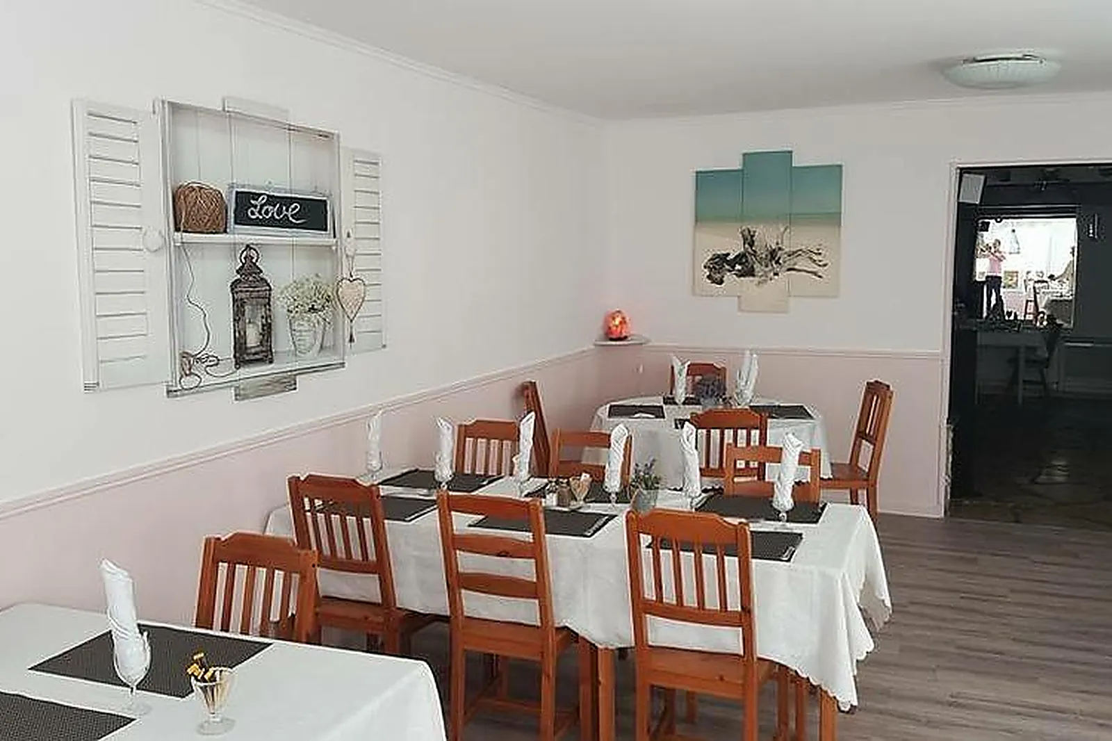 Lieux événementiels, RESTAURANT LA GRENOUILLE