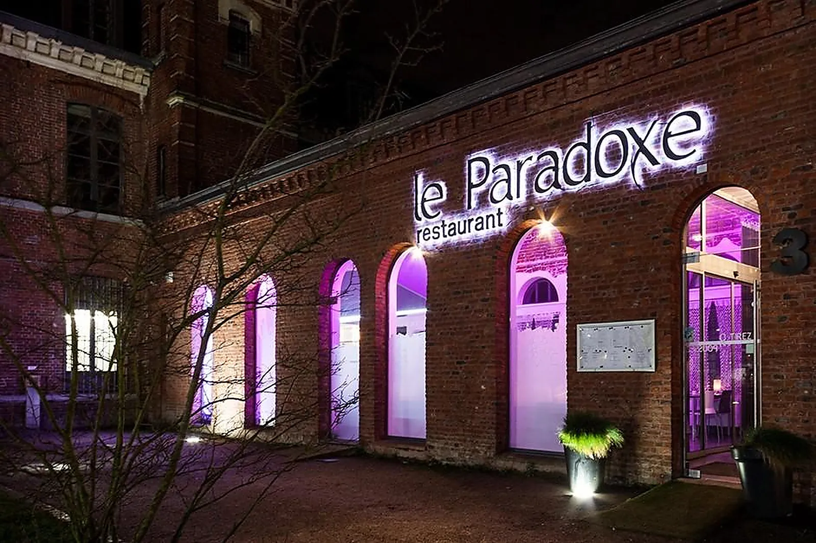 Lieux événementiels, RESTAURANT LE PARADOXE