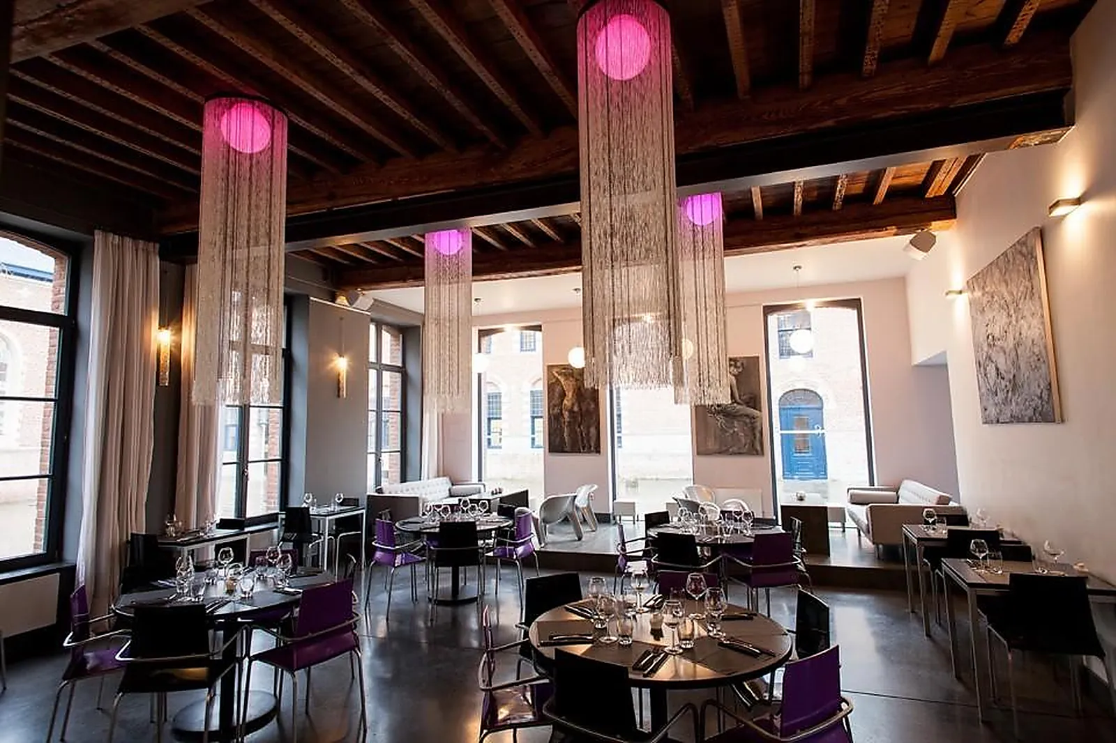 Lieux événementiels, RESTAURANT LE PARADOXE