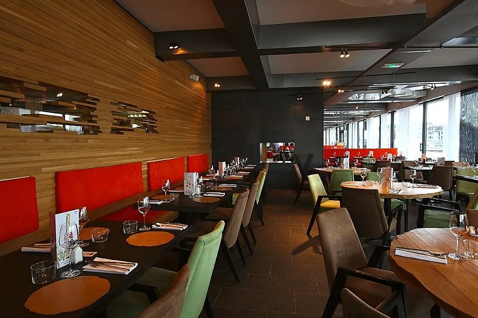 Lieux événementiels, RESTAURANT O DECK