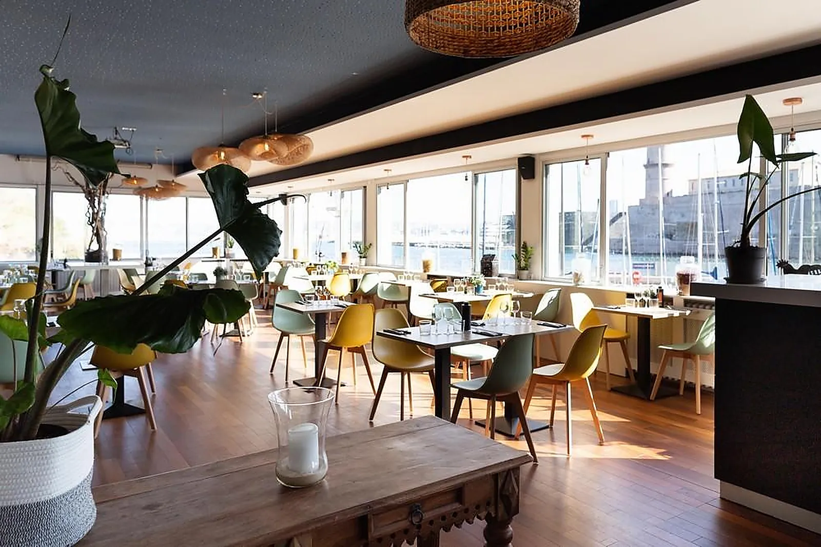 Lieux événementiels, RESTAURANT DE L'UNM