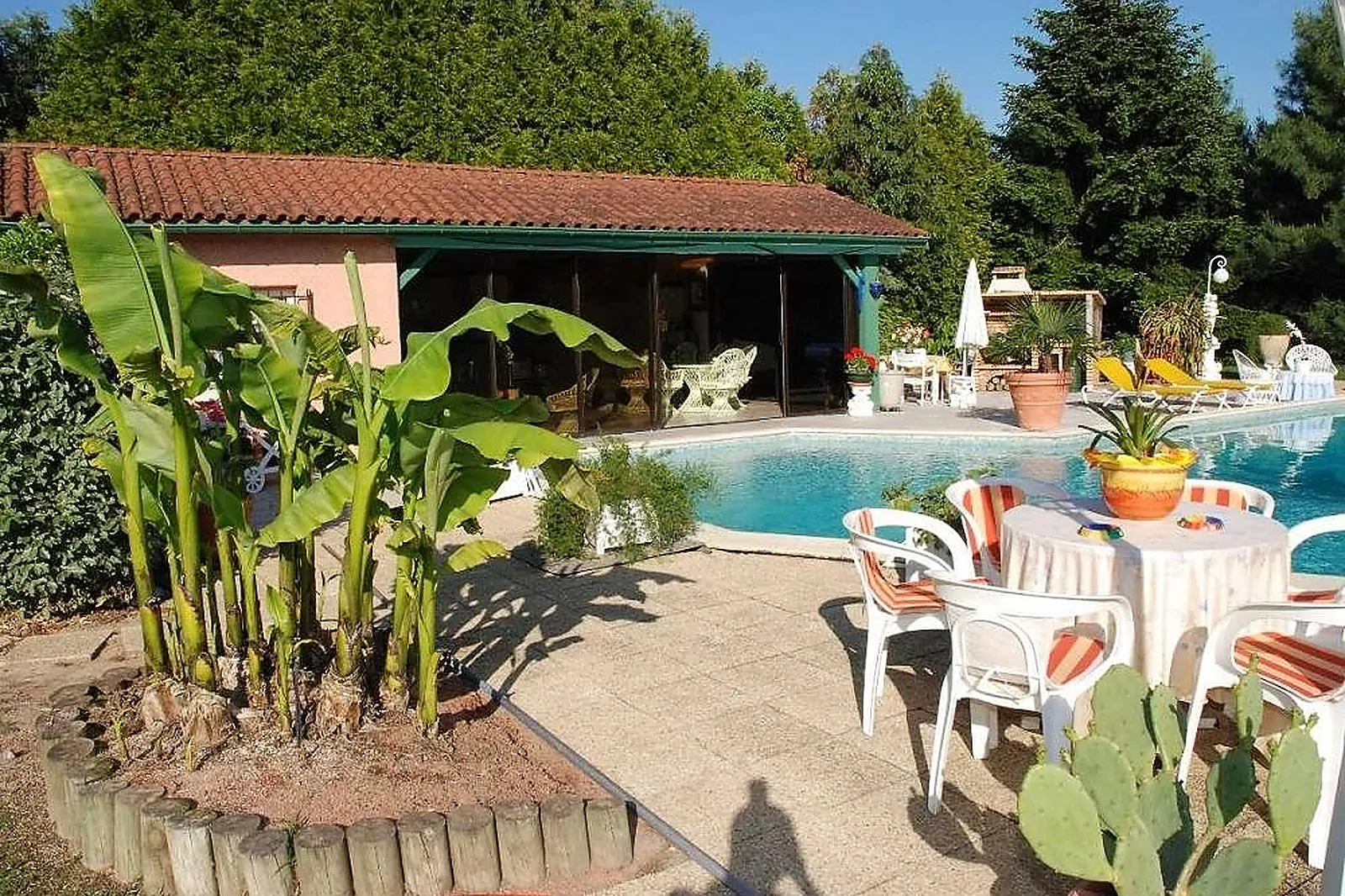 Lieux événementiels, RESTAURANT DES DOMBES