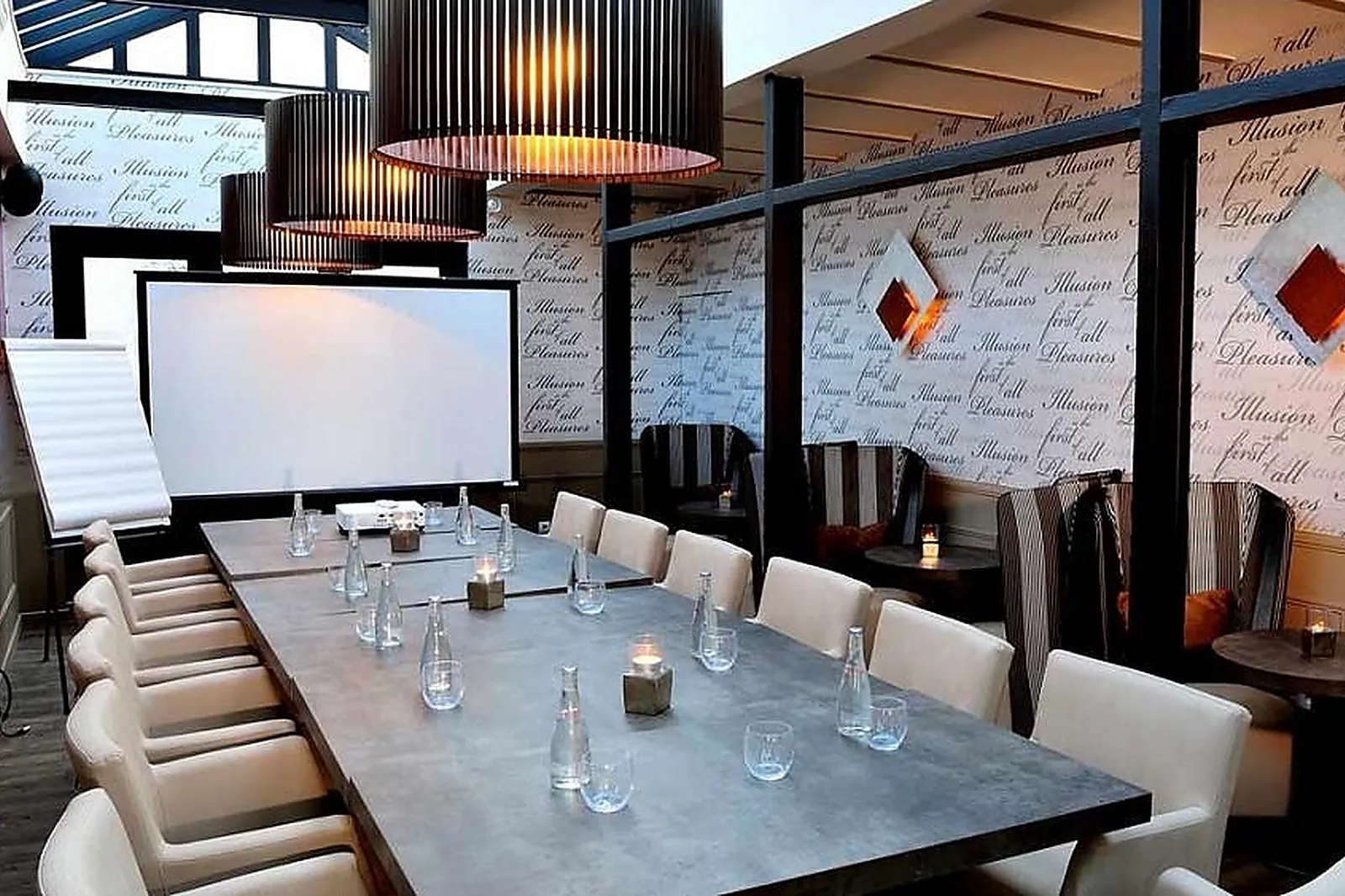 Lieux événementiels, RESTAURANT L'APOSTROPHE